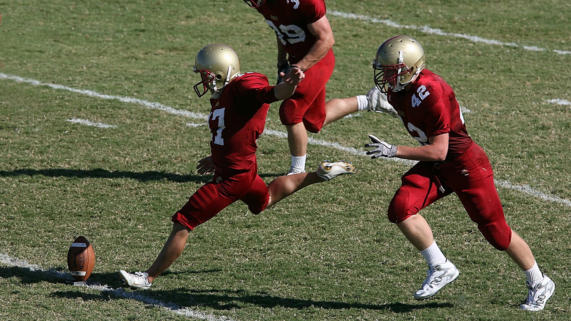 基耶萨的独舞,当个人天赋照亮德阿之战,足球回归纯粹艺术