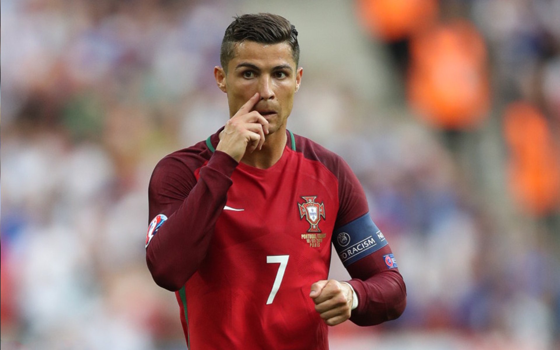 当韩国带走曼联，苏亚雷斯的存在感如何拉满亚洲足球叙事