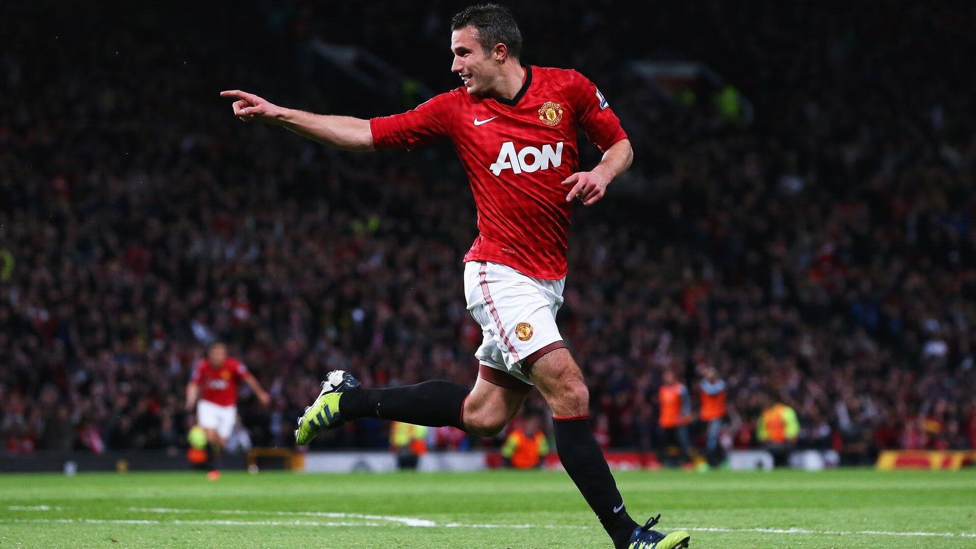 从尼斯到巴黎，努涅斯的欧冠决赛传奇，一场定义伟大的个人表演